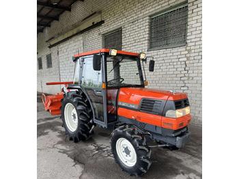 Trator KUBOTA