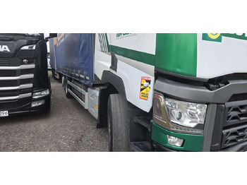 Caminhão com lona RENAULT T 460