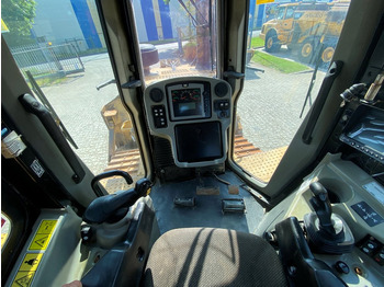 Buldôzer Caterpillar D6 T XL: foto 4