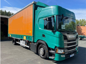 Caminhão com lona SCANIA G 450