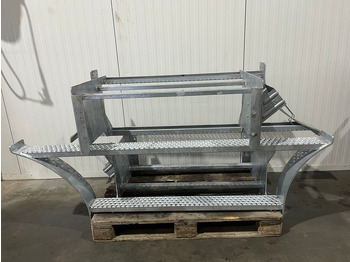 Cabine e interior LIEBHERR