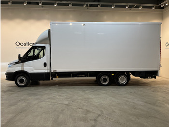 Carrinha de contentor Iveco Daily 35S18 3.0 BE Clixtar Automaat Bakwagen met Laadklep / Laadvermogen 3.060 KG / Euro 6 / Luchtvering / Airco / Camera / CarPlay / Cruise Control /: foto 2