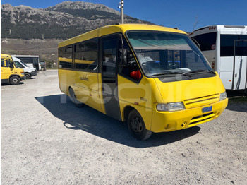 Autocarro escolar IVECO
