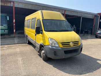 Autocarro escolar IVECO Daily
