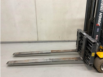 Empilhadeira elétrica Jungheinrich EFG 218: foto 5