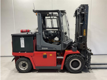 Empilhadeira elétrica KALMAR