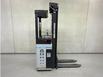 Stacker UNICARRIERS