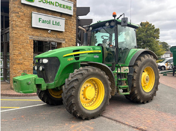 Trator JOHN DEERE 7830