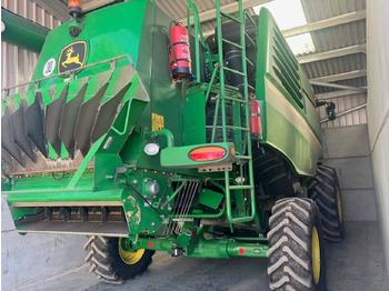 Ceifeira debulhadora JOHN DEERE T560