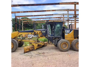 Motoniveladora CATERPILLAR 140H