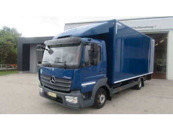 Caminhão furgão MERCEDES-BENZ