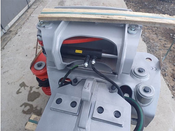 Garra de Máquina de construção Bison 300pro Energiapuukoura: foto 3