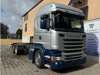 Caminhão chassi SCANIA R 450