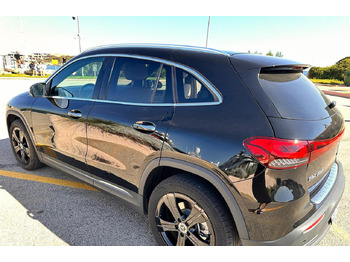 Automóvel MERCEDES-BENZ