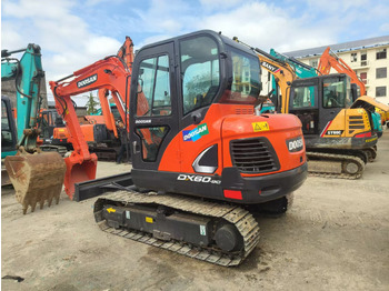 Escavadeira DOOSAN DX60