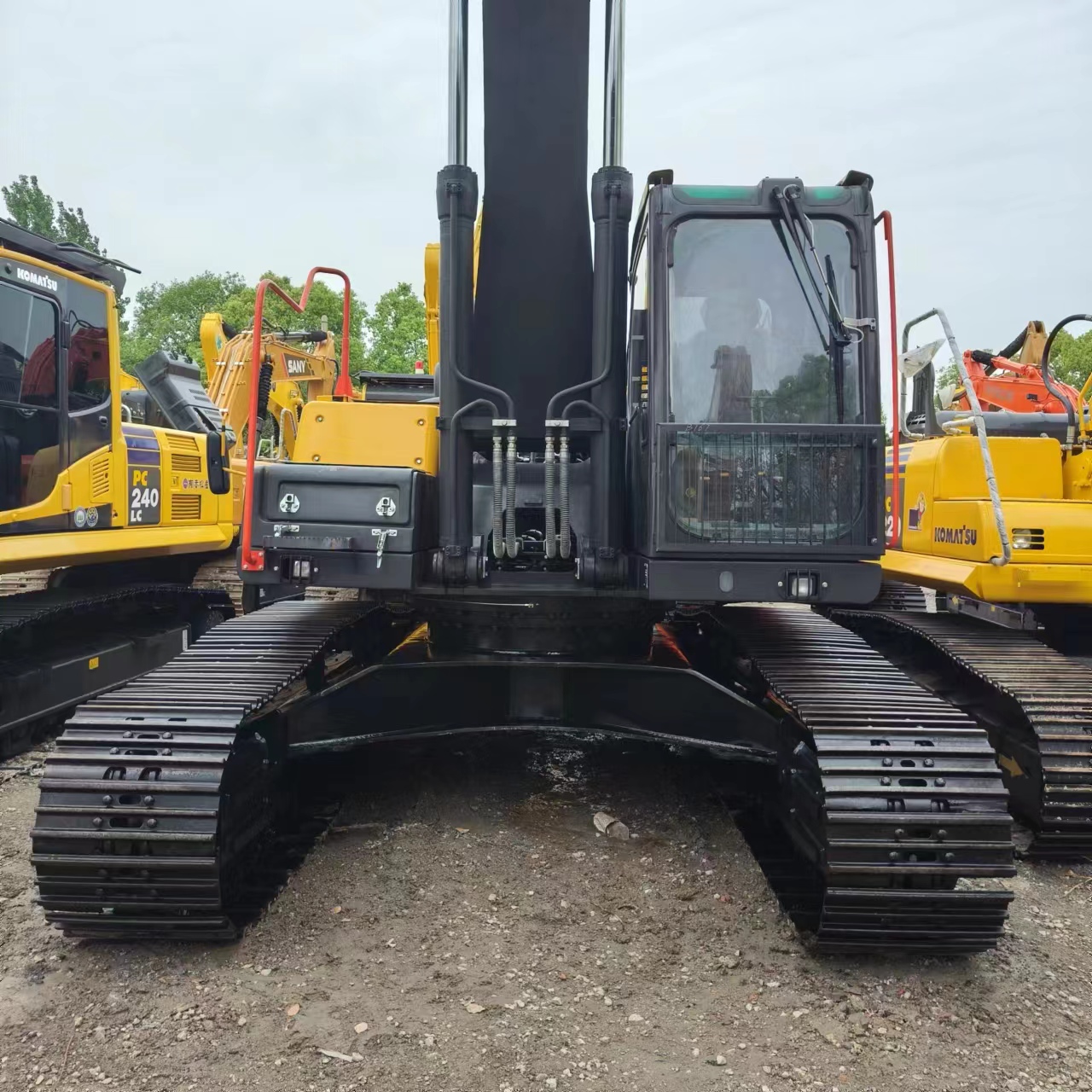 Escavadora de rastos VOLVO EC300: foto 4
