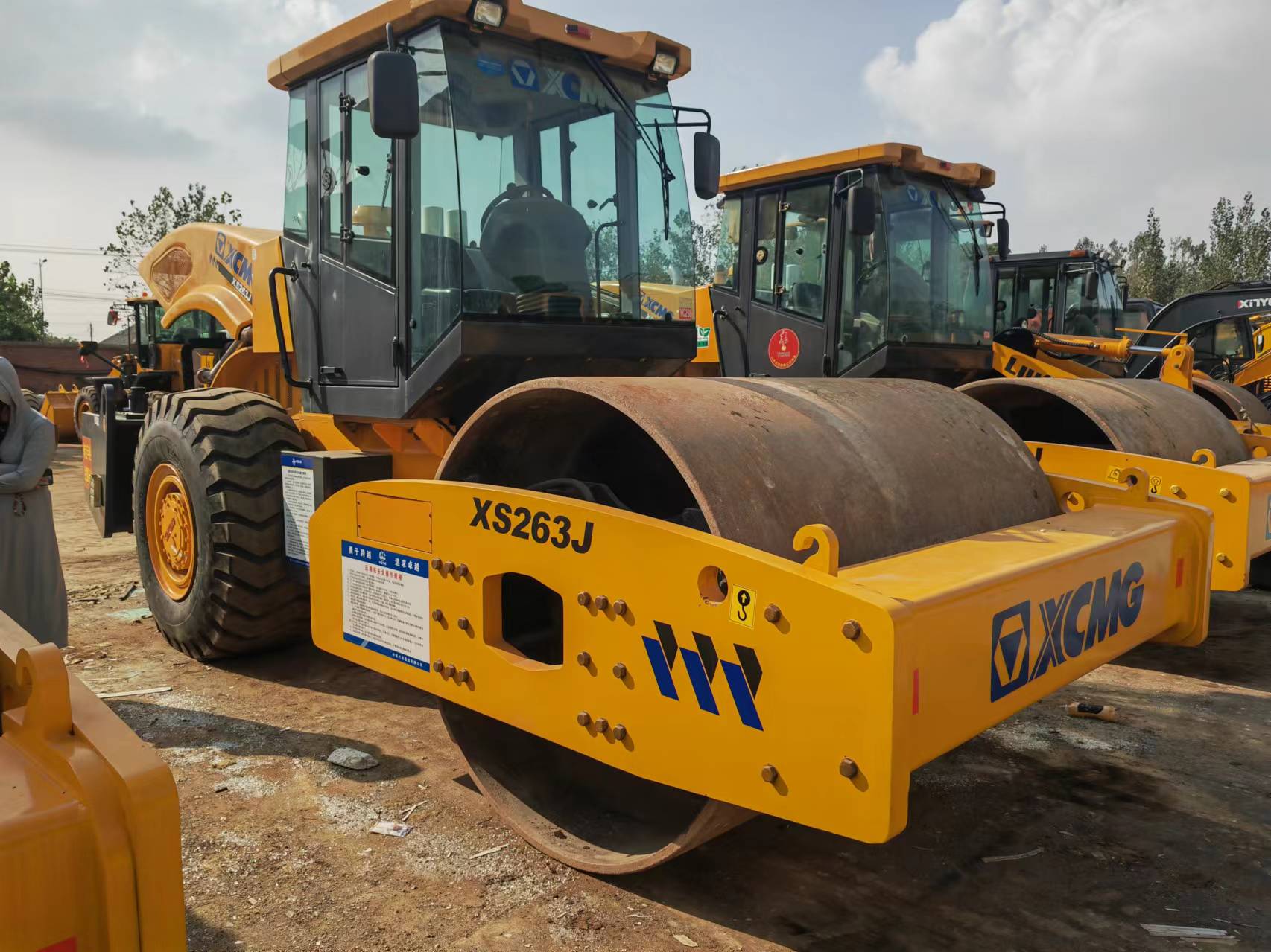 Compactador XCMG XS263J