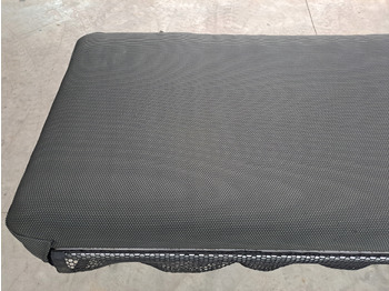 Cabine e interior de Caminhão VOLVO ŁÓŻKO GÓRNE LEŻANKA VOLVO FH 4: foto 3 Cabine e interior de Caminhão VOLVO ŁÓŻKO GÓRNE LEŻANKA VOLVO FH 4: foto 3