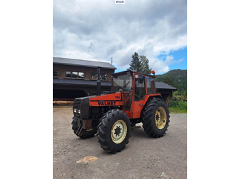 Trator VALMET