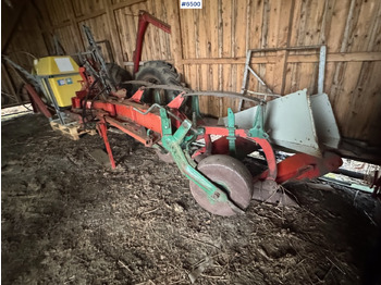 Maquina para lavrar a terra 1990 Kverneland 3 furrow plough: foto 2 Maquina para lavrar a terra 1990 Kverneland 3 furrow plough: foto 2