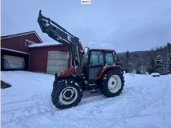 Trator 1996 New Holland L75 with front loader and 3rd function: foto 2 Trator 1996 New Holland L75 with front loader and 3rd function: foto 2
