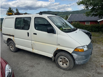 Furgão TOYOTA