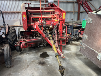 Máquina para produção de feno WELGER