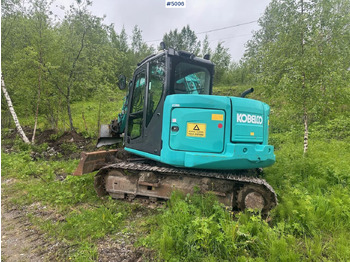 Escavadeira 2016 Kobelco SK75SR-3E excavator w/ 2 buckets, rototilt and factory new engine: foto 4