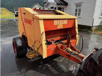 Máquina para produção de feno KRONE