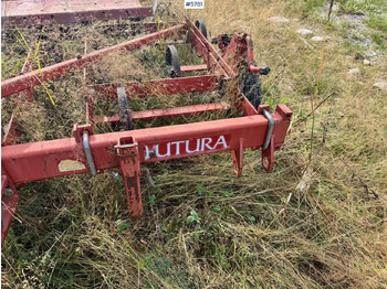 Maquina para lavrar a terra Kverneland Futura Harrow.: foto 4