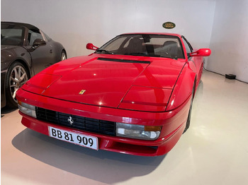 Automóvel FERRARI