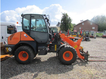 Carregadeira de rodas KOMATSU WA80