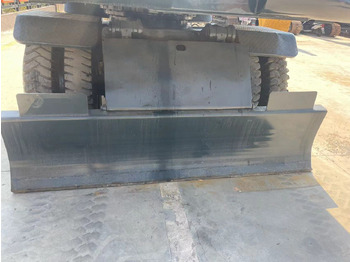 Escavadeira de rodas Hyundai 210W-9: foto 4 Escavadeira de rodas Hyundai 210W-9: foto 4