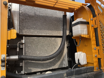 Escavadora de rastos Hyundai R220LC-9S: foto 2