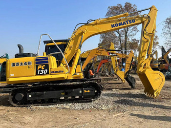 Escavadora de rastos KOMATSU PC130-8