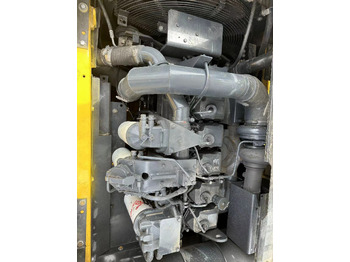 Escavadora de rastos KOMATSU PC450-7: foto 5