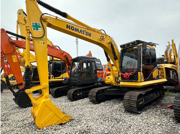 Mini escavadeira KOMATSU PC130
