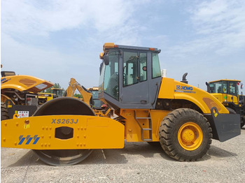 Compactador XCMG XS263J