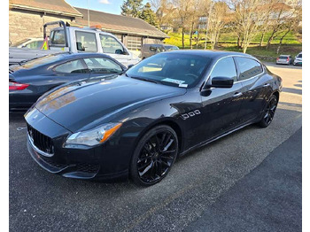 Sedã MASERATI