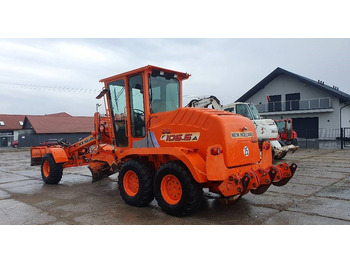 Motoniveladora New Holland F 106.6 A: foto 2