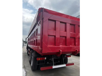 Caminhão basculante SINOTRUCK HOWO: foto 3