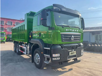 Caminhão basculante para transporte de cemento Sinotruck: foto 5