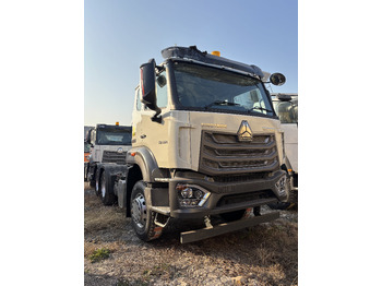 Tractor SINOTRUK HOWO