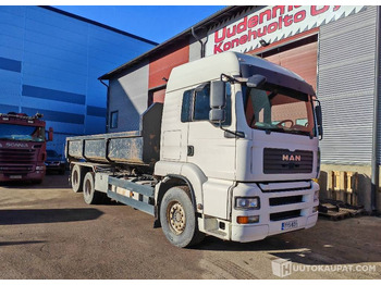 Caminhão MAN TGA 28.430