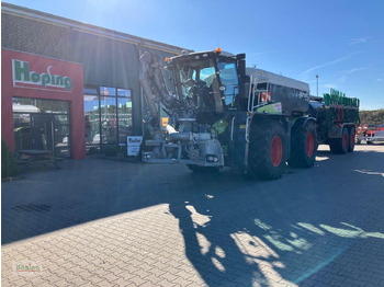 Trator CLAAS Xerion 4000