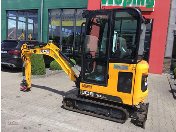 Locação de JCB 19C-1 JCB 19C-1: foto 2
