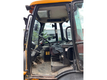 Carregadeira de rodas JCB TM220
