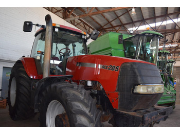 Trator CASE IH MX Magnum