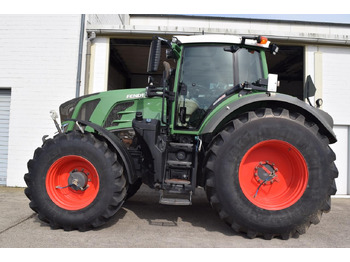 Trator FENDT 826 Vario