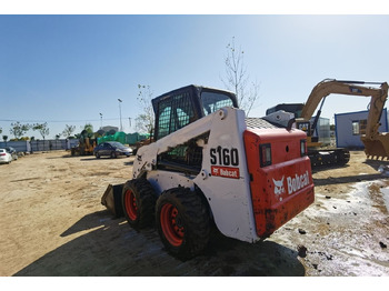 Mini carregadeira BOBCAT S160